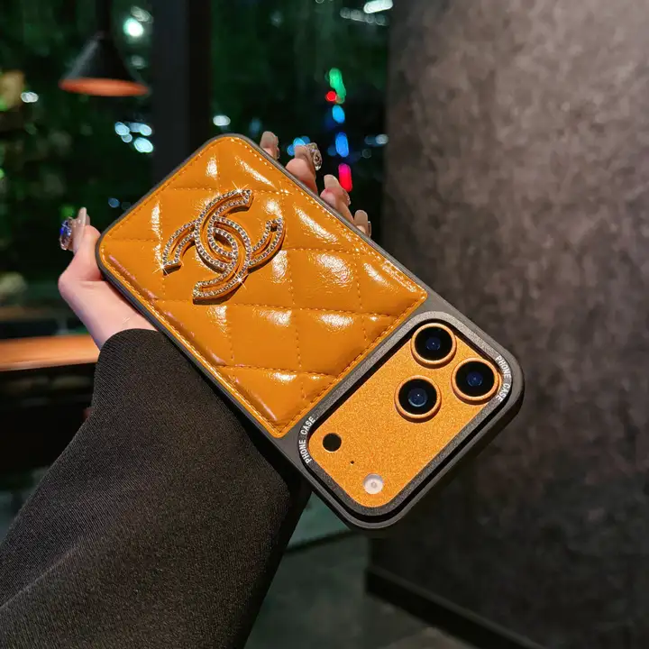 chanel iphone17 pro maxケース オレンジ
