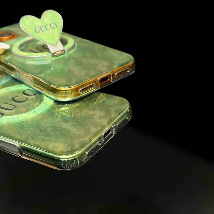 グッチiphone17 pro maxケース ハート マグネットスタンド