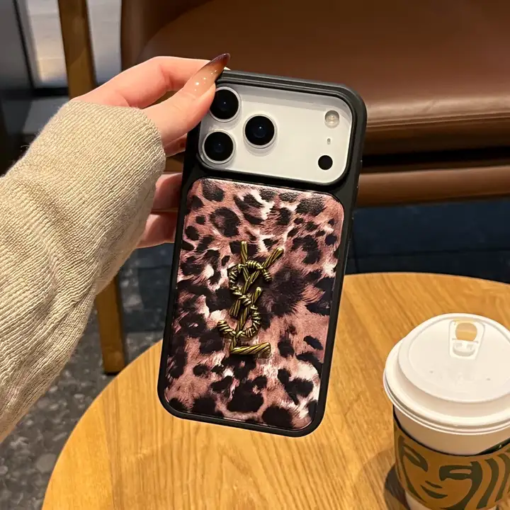 ルイヴィトンiphone17airケース 豹柄 可愛い