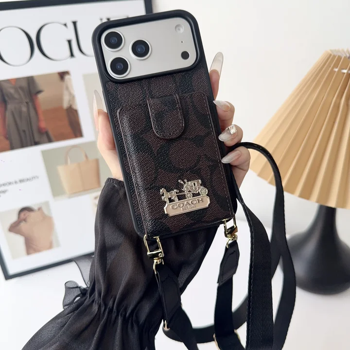 Coach iphone17 proケース 背面 収納