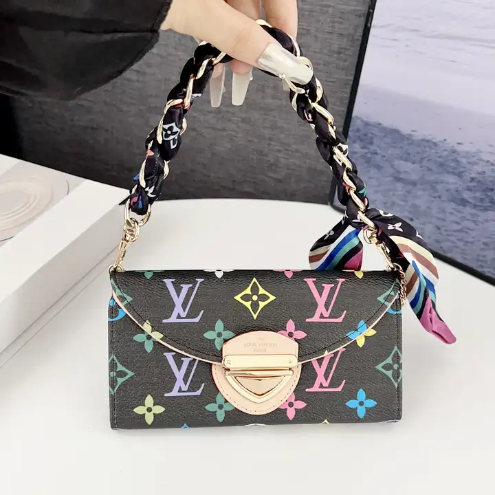 Louis Vuitton iphone17ケース 手帳型