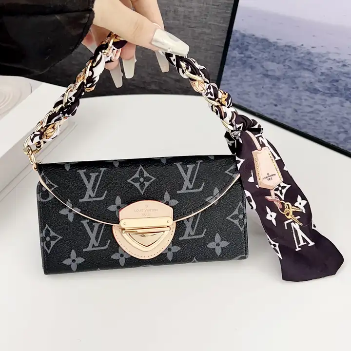 lv iphone17air手帳ケース