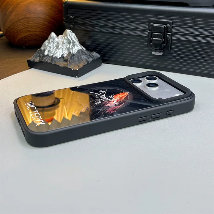 Arcteryx iphone17 携帯ケース 背面ガラス