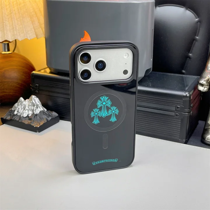 クロームハーツiphone17proケース滑り止め付