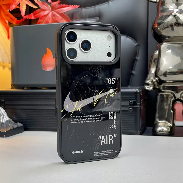 NIKE iphone17 proケース 背面ガラス