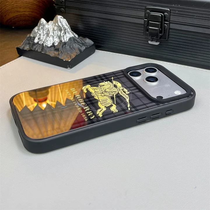 burberry iphone17 proケース 背面ガラス