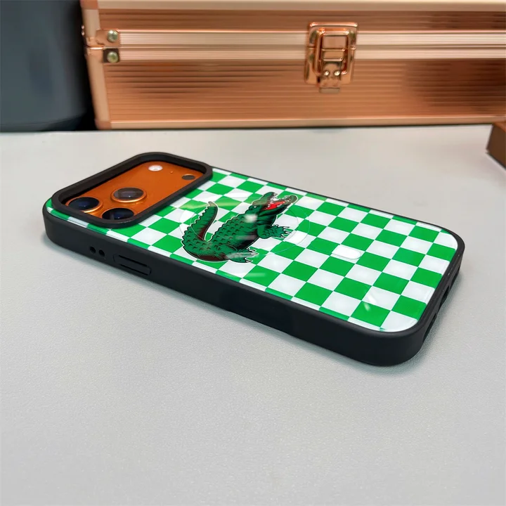 LACOSTE iphone17ケース ワイヤレス充電対応