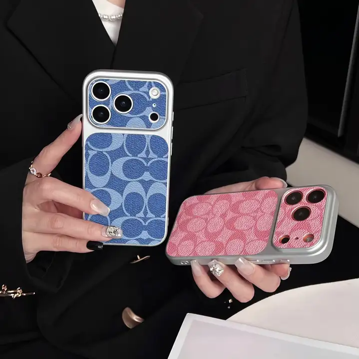 コーチアイフォン17 pro maxケース 一体型