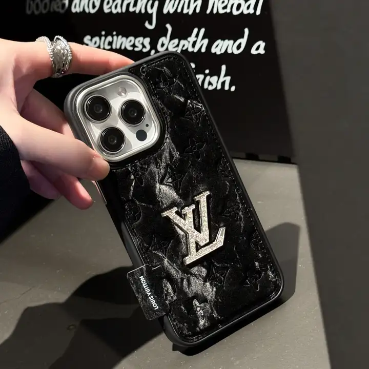 LV ロゴ iphone17ケース