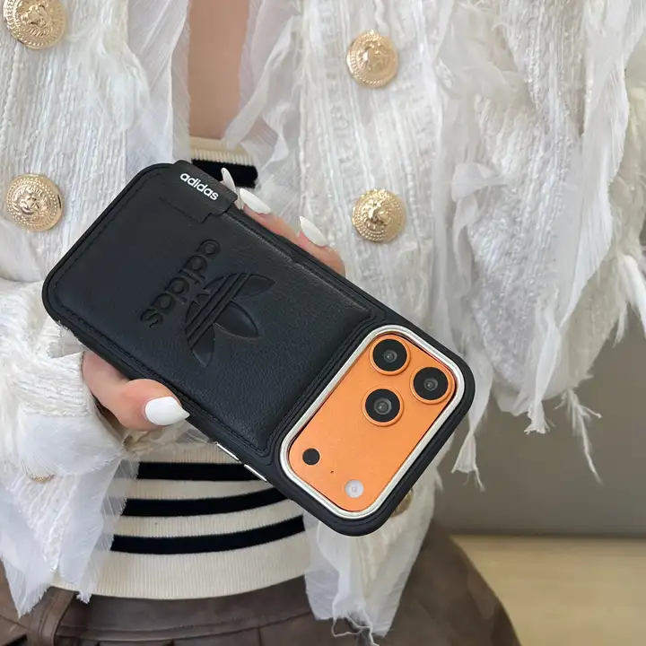 アディダス アイフォーン17携帯ケース メッキ