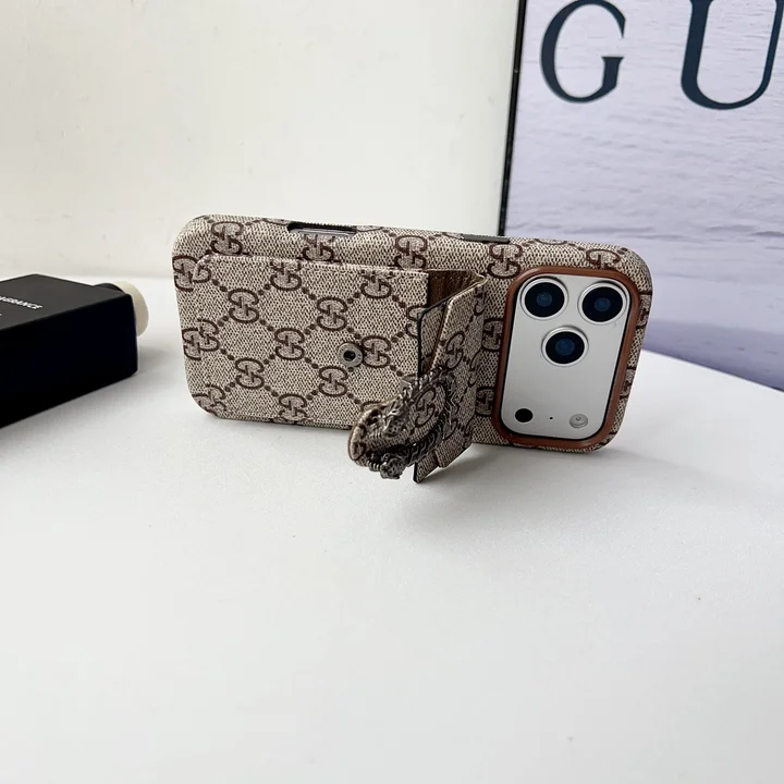 Gucci iphone17proケース ストラップ付き