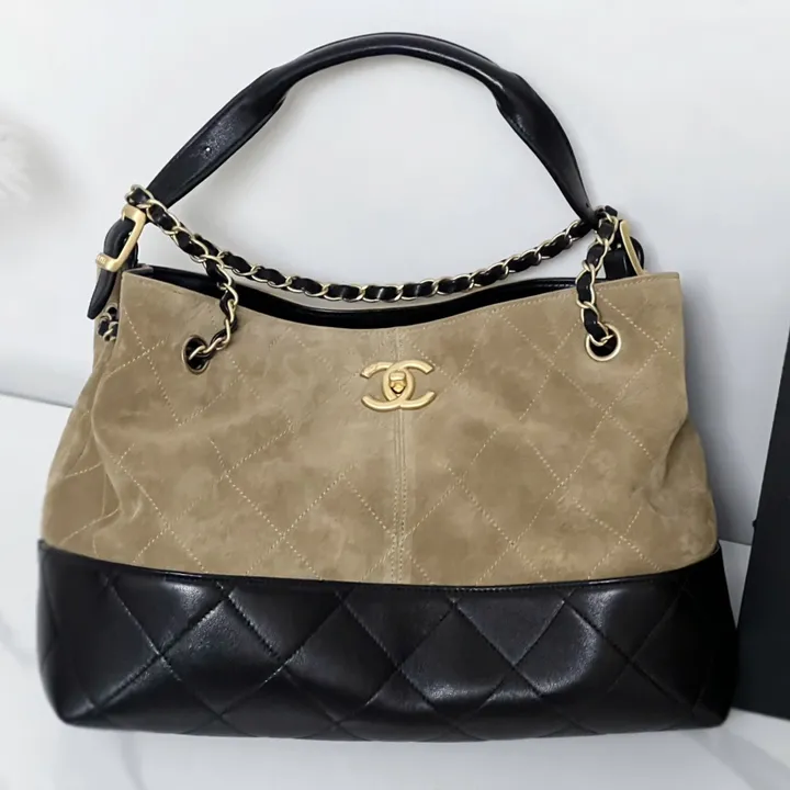 シャネルハンドバッグ バイカラー