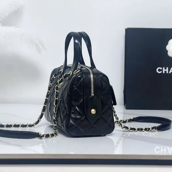 CHANEL ボストンバッグ レディース