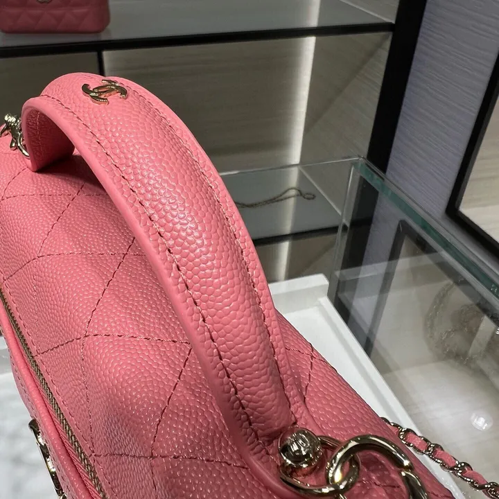 シャネル マトラッセ バニティバッグ