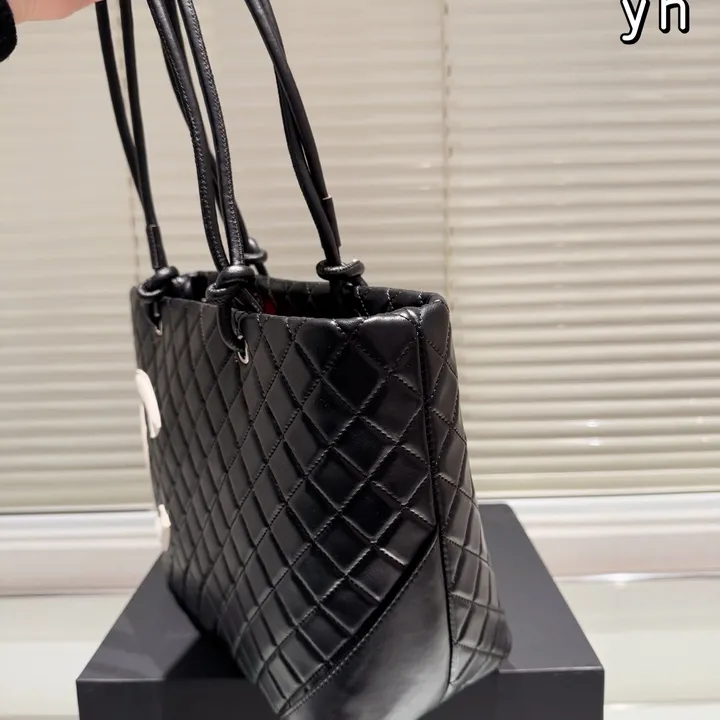 CHANEL カンボンライン ショルダーバッグ