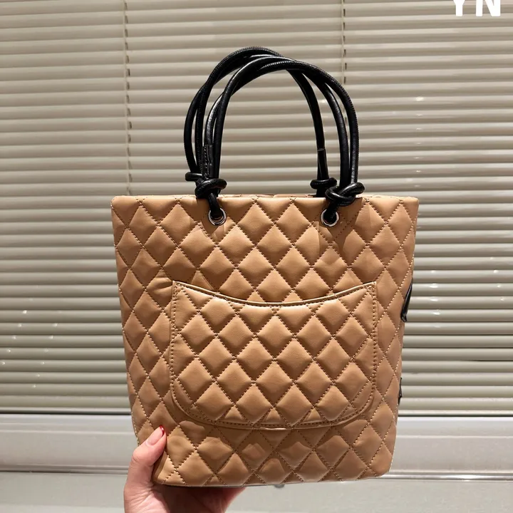 Chanel バッグ レディース 人気