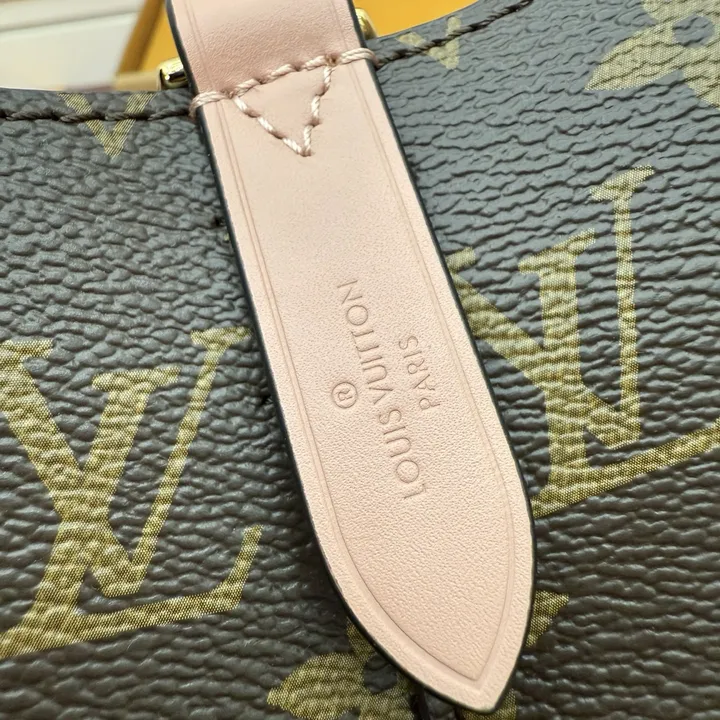 ルイヴィトン ショルダーバッグ レディース おしゃれ