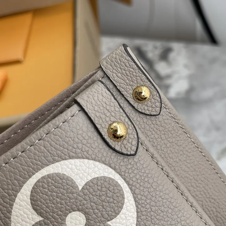 ルイヴィトン 2WAYバッグ スーパーコピー