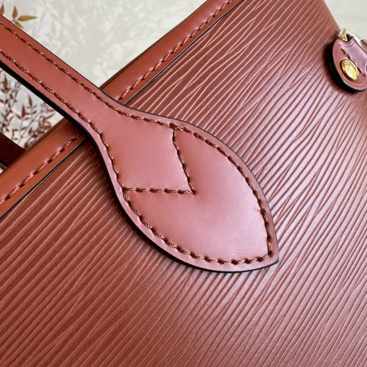 ルイヴィトン レディースバッグ おしゃれ