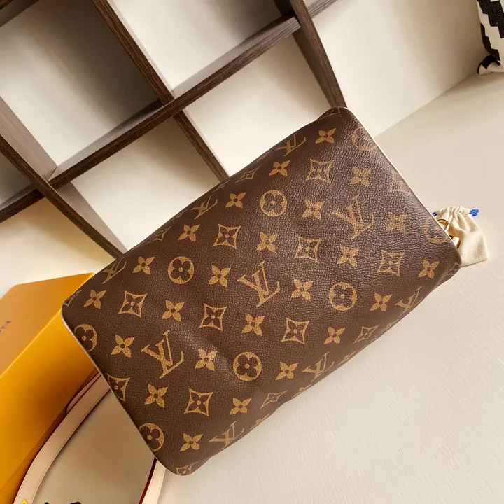 ルイヴィトン モノグラムキャンバス ハンドバッグ