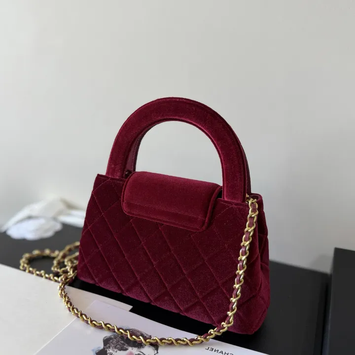 シャネル ベルベット ハンドバッグ