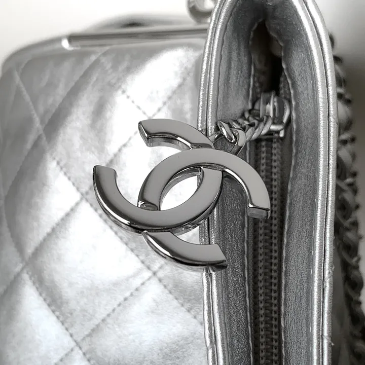 CHANEL ラムスキン ホーボー