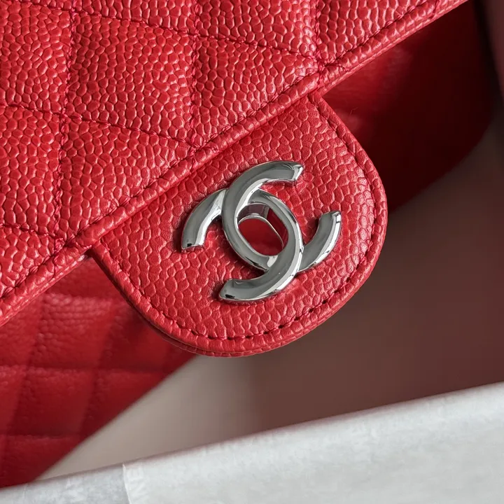 シャネル キャビアスキン ミニバッグ