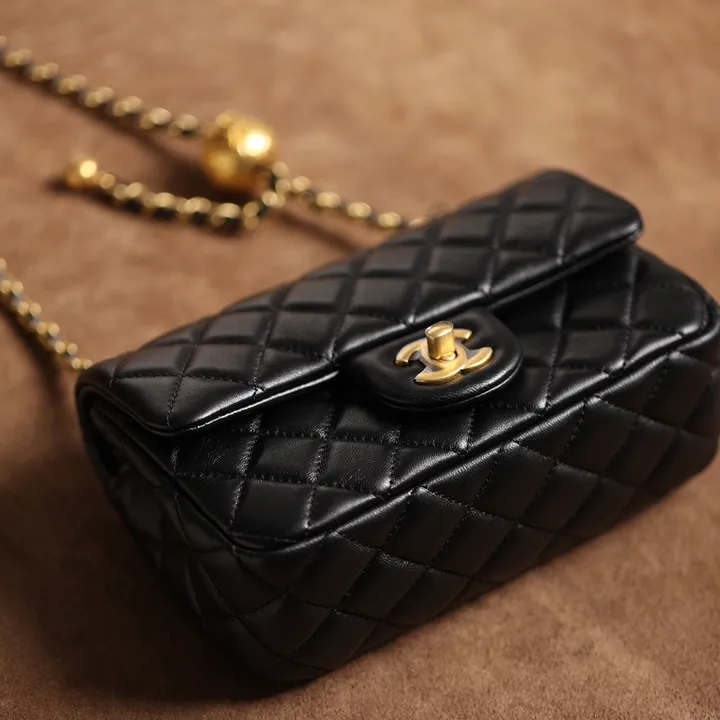 シャネル バッグ 偽物