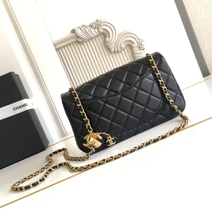 シャネル マトラッセ 25