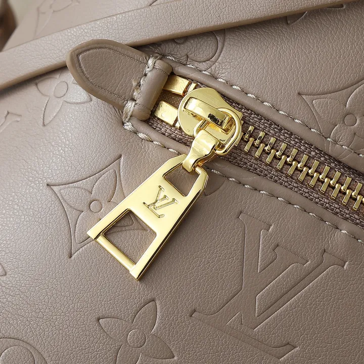 ルイヴィトン M13358 スーパーコピー