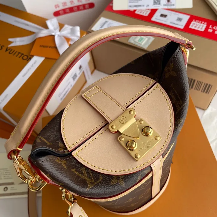 ルイヴィトン バケットバッグ