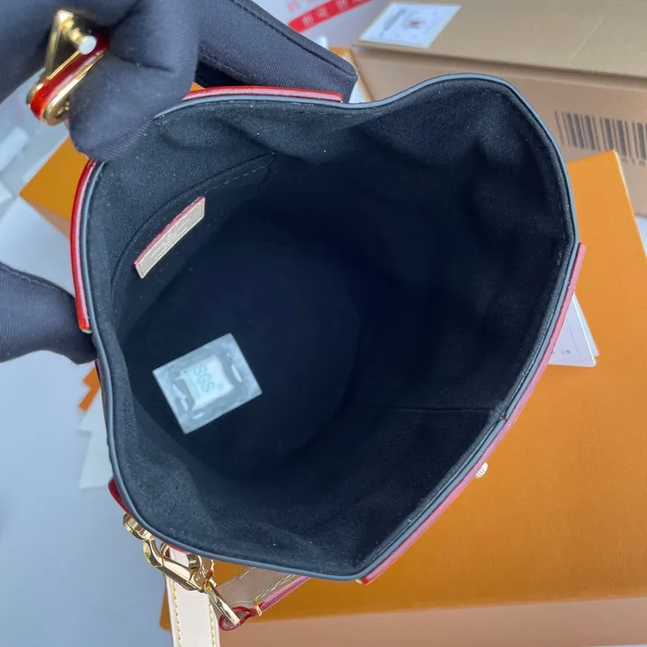 ルイヴィトン レディース バッグ