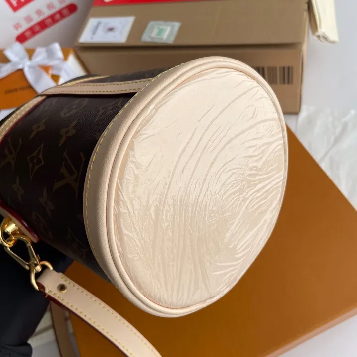 ルイヴィトン M43587