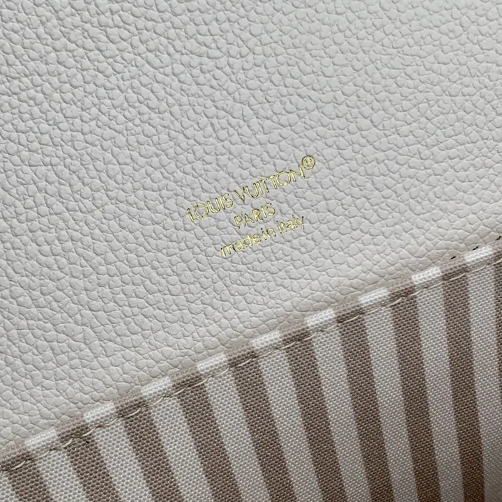 ルイヴィトン モノグラム・アンプラントショルダーバッグ