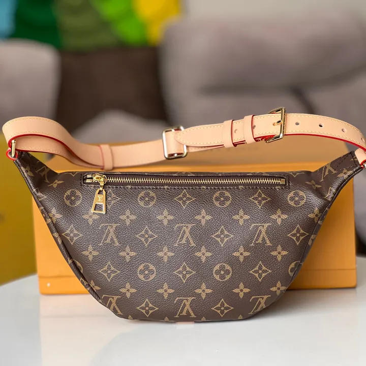 ルイヴィトン ボディバッグ