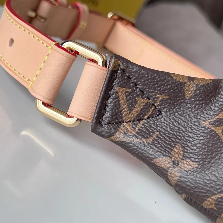 LV モノグラム バムバッグ