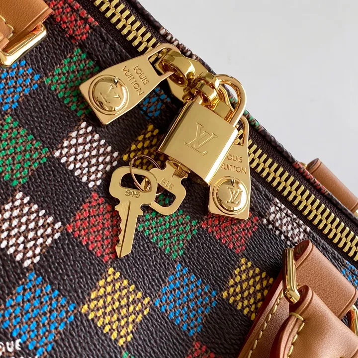 ヴィトン ダミエ キーポル バンドリエール