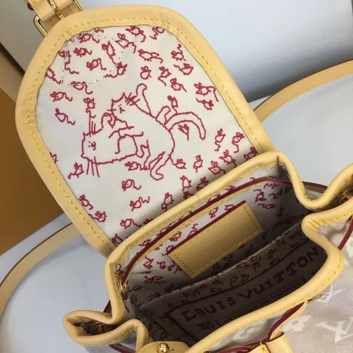 Vuitton コラボ リュック