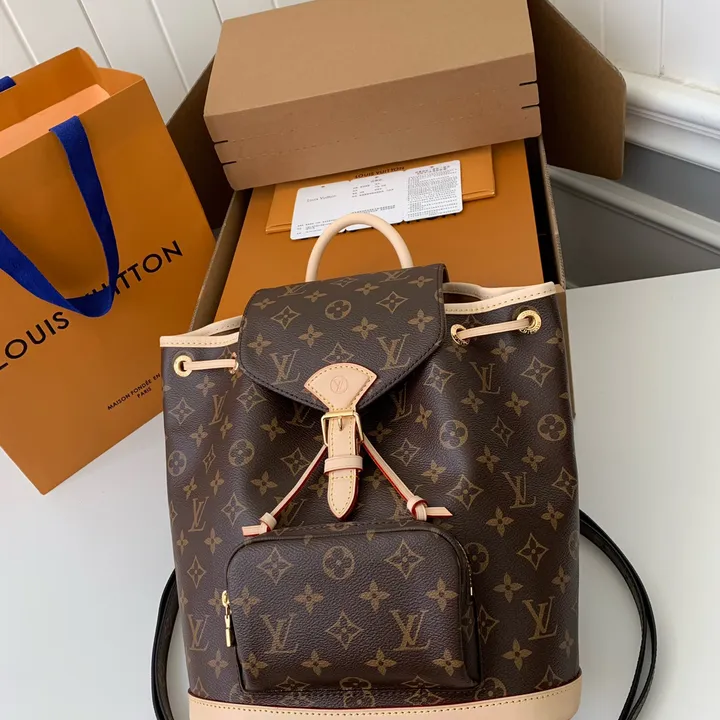 ルイヴィトン バックパック メンズ 人気