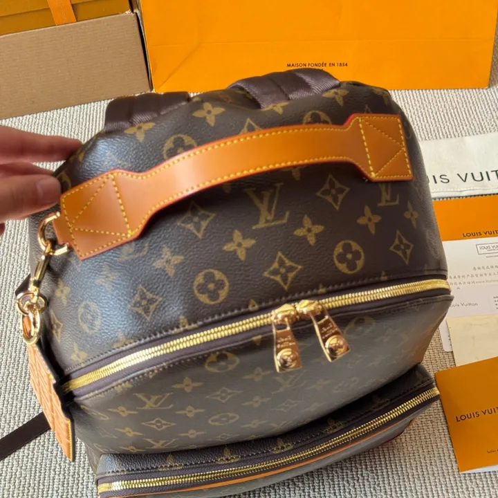 ルイヴィトン バックパック 偽物