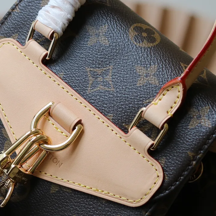 LOUIS VUITTON モノグラム バックパック