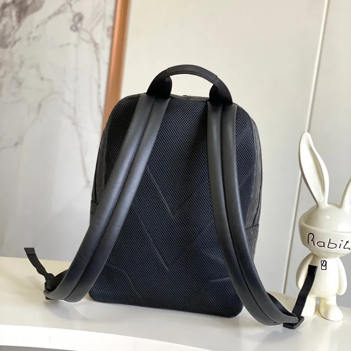 ルイヴィトン レザー リュック