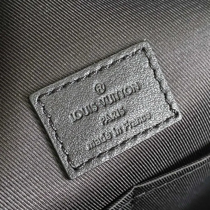 ルイヴィトン メンズ リュック