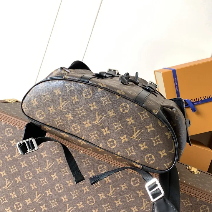 ルイヴィトン モノグラム マカサー リュック