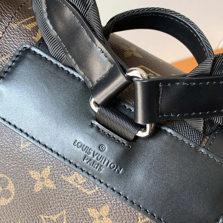 LOUIS VUITTON モノグラム バックパック