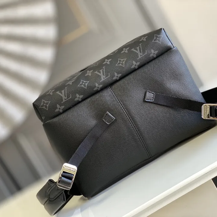 ルイヴィトン モノグラムシャドウ バッグ