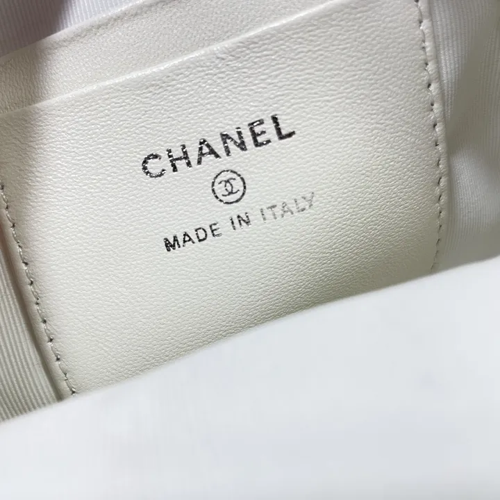 CHANEL リュック 女子