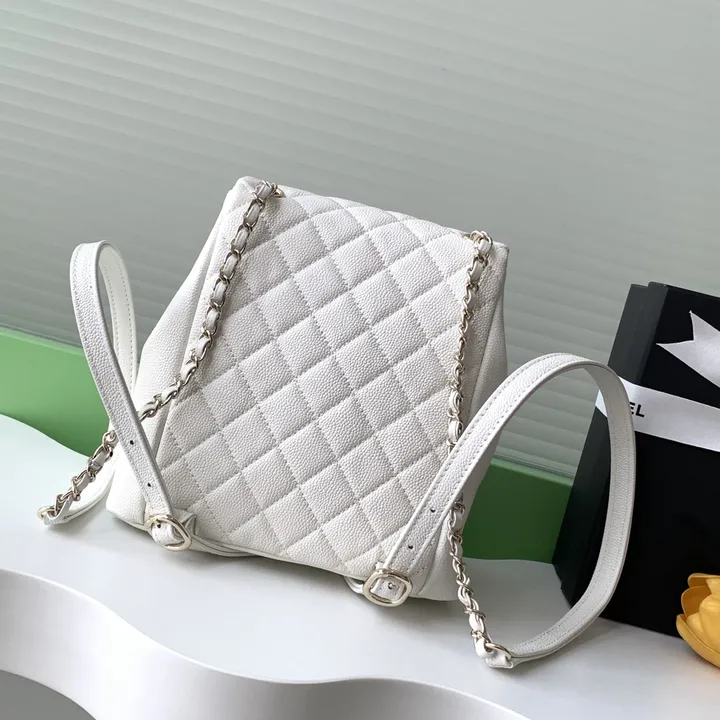 シャネル 小サイズ バックパック