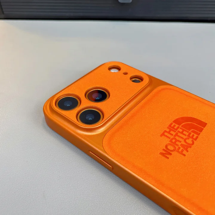 ノースフェイスiphone17proケースおしゃれ