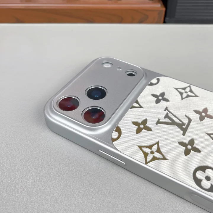 LV iphone17ケース カメラ保護